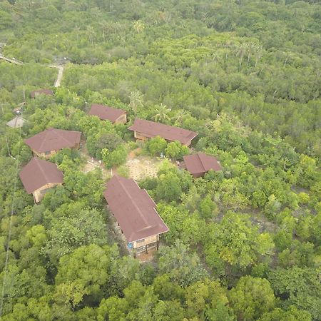 Eskapo Verde Lodge Moalboal Badian Buitenkant foto