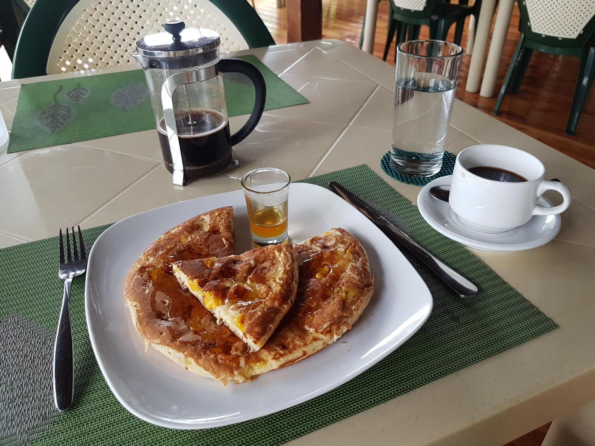 Eskapo Verde Lodge Moalboal Badian Buitenkant foto